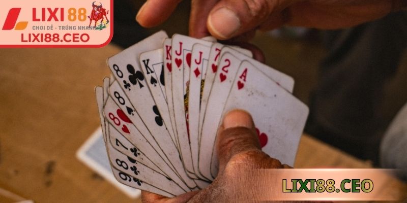 Tiến Lên Miền Nam Lixi88 – Luật, Điểm Số Và Chiến Thuật 1 Hướng dẫn từng bước chuẩn bị, ra lượt và sắp xếp